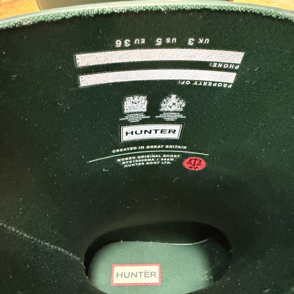 Hunter rain boots girls size 5 - Picture 3 of 6